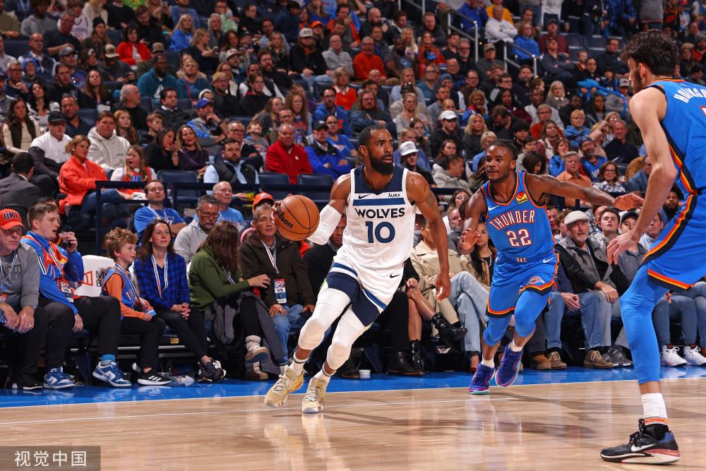 在连续两场 在连续两场