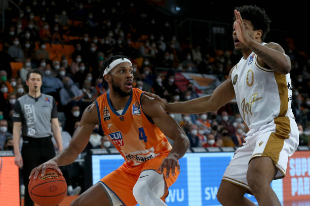 但全场比赛 但全场比赛