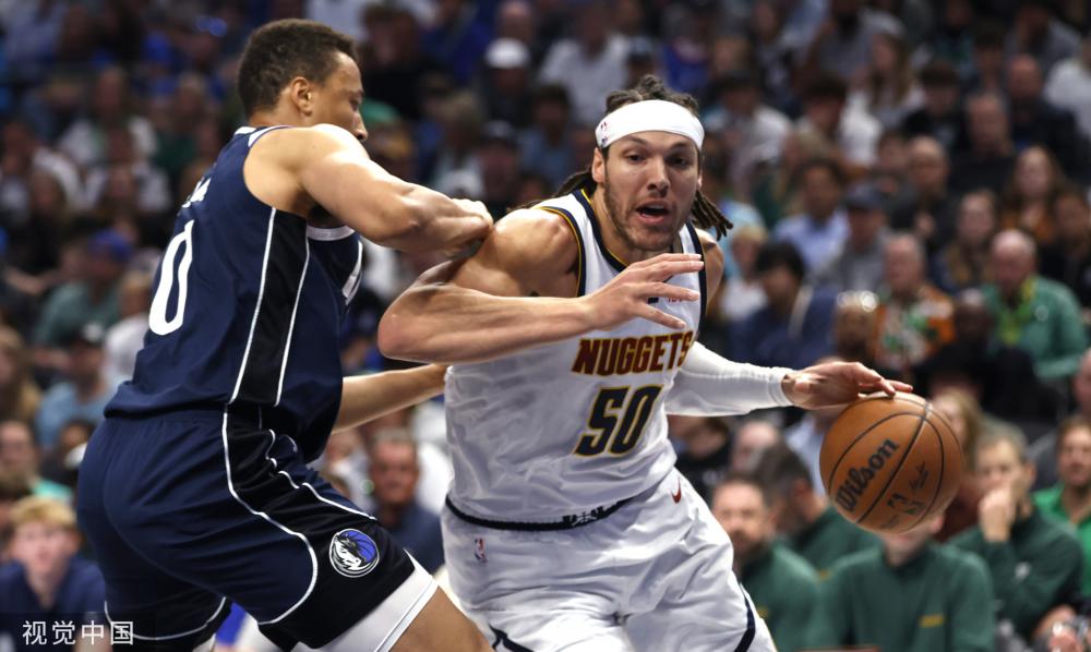 他深呼吸调 他深呼吸调